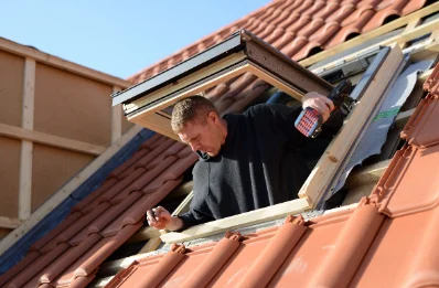 Pose de fenêtres de toit Velux à Courlandon